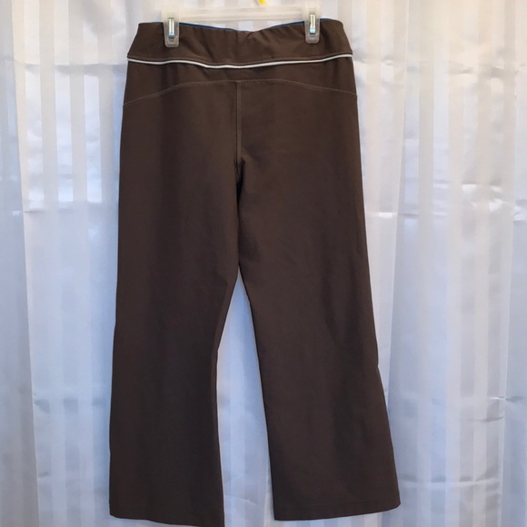 Nike Woman’s Fit Dry Size s(4-6), stretch, elastic - Picture 3 of 4